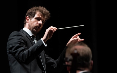 El director de l'OSV Andrés Salado