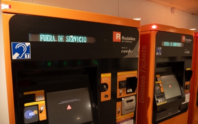 Les màquines expenedores de Rodalies, fora de servei | Roger Benet