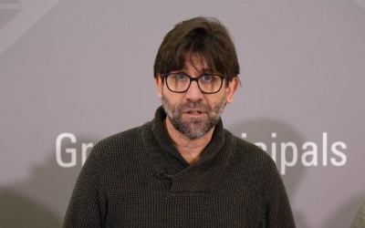 Guillem Fuster (regidor de la Crida) durant la roda de premsa