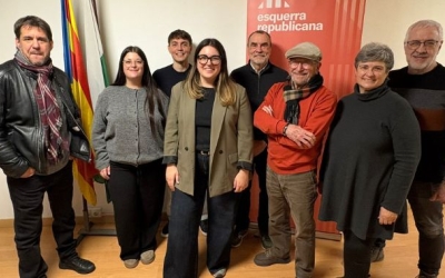 Laia Girós, al centre, acompanyada de la nova executiva | Cedida