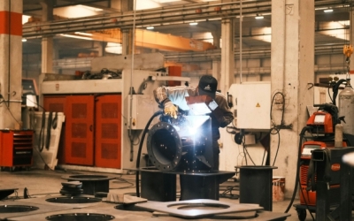 Un treballador d'una fàbrica | Cemrecan Yurtman (Pexels)