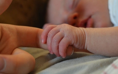 Imatge de recurs d'un nadó acabat de néixer | Arxiu