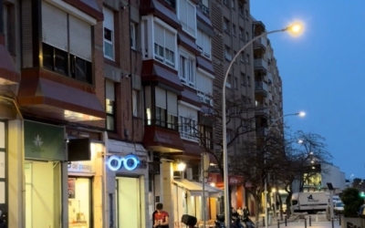 El passeig Almogàvers estrena nova il·luminació | Ajuntament de Sabadell