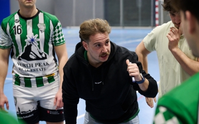 Marrugat dirigint un partit del filial contra el Polinyà | Eric Altimis