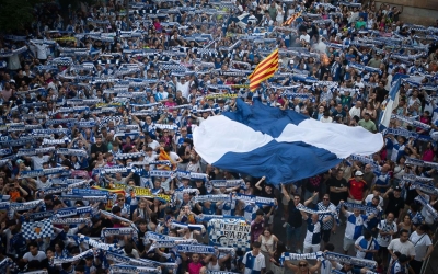 Eufòria desfermada amb l'ascens a la plaça Sant Roc | Roger Benet