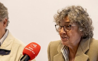 Àngels Folch en una roda de premsa | Mireia Sans