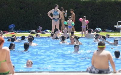 Una piscina municipal | Arxiu