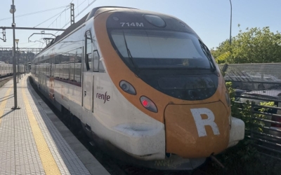 Tren de la línea R8 de Rodalies