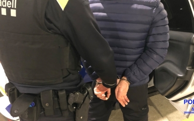 La Policia Municipal deté una persona