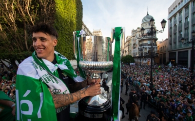 Tello durant la celebració de la Copa aconseguida fa quatre anys | Real Betis