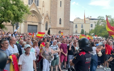 Manifestants a la Plaça de Sant Roc