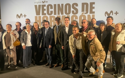 Autoritats i membres del documental instants abans de la projecció | Pol Peiró