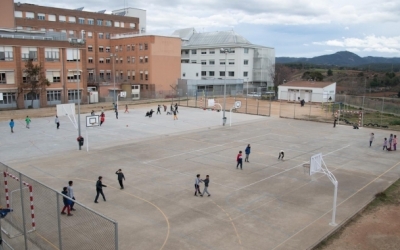 El pati de l'Escola Samuntada | Arxiu