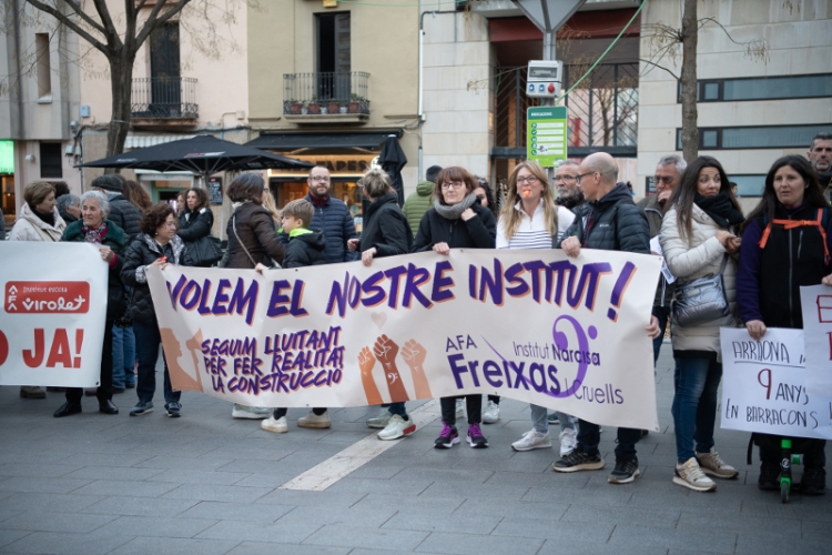 Manifestants contra els barracons/ Roger Benet