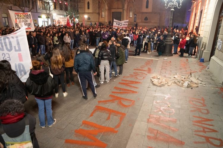Pintades a la plaça Sant Roc | Roger Benet