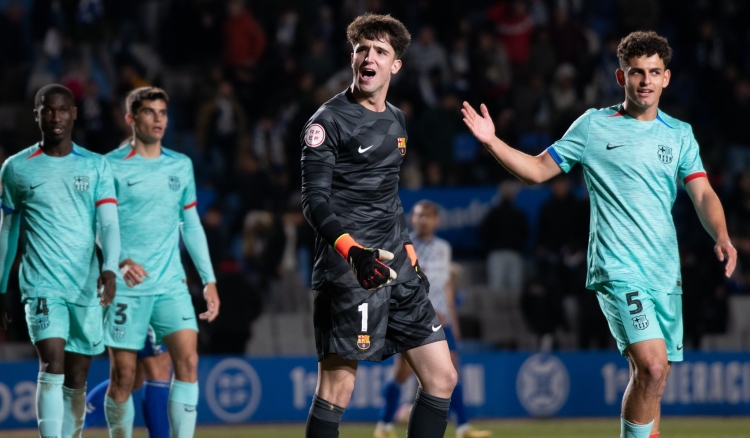 Astrálaga celebrant l'últim triomf del Barça Atlètic a la Nova Creu Alta | Roger Benet