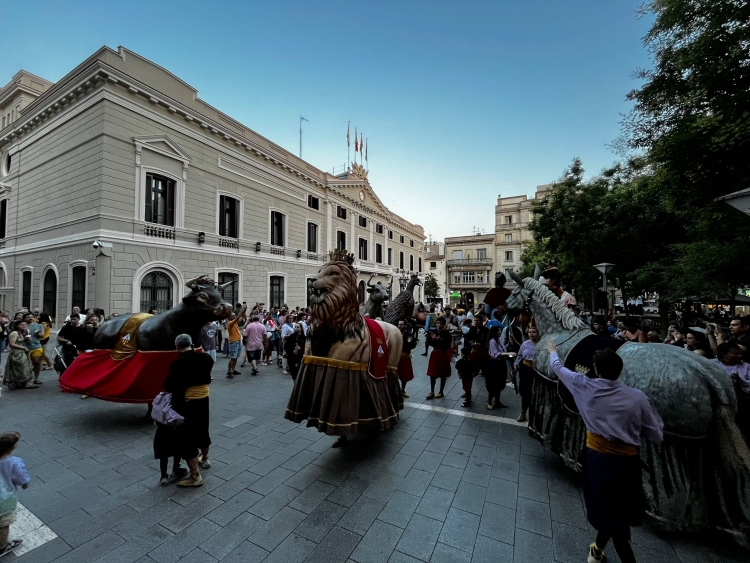 El ball final a la sortida de l'esglèsia | Mireia Sans