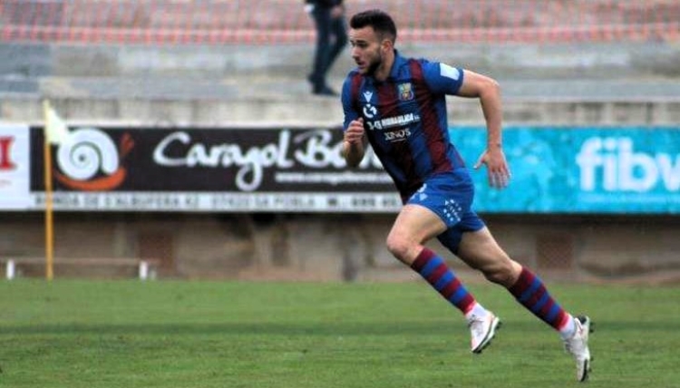 Peque Polo al Nou Camp durant la seva etapa al Poblense | Raúl Perales