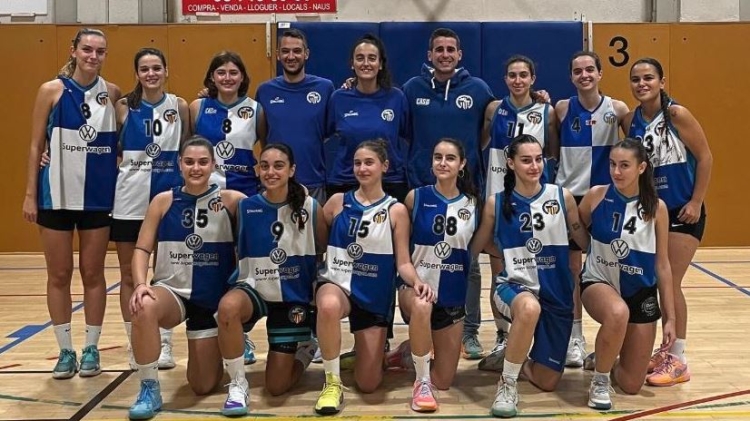 La plantilla del sènior femení del CASB |@creualtabasquet