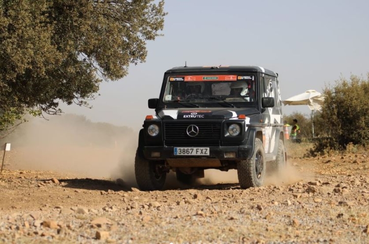 El Mercedes amb el que Pedrals i Giralt faran el Dakar |@gigi_races