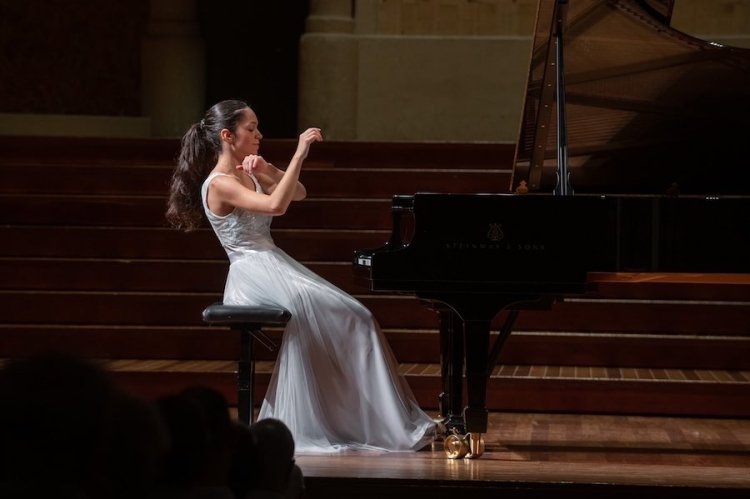 La pianista Emma Stratton