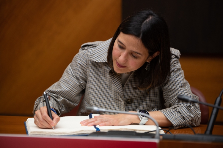 Parlon ha firmat el llibre d'honor de la ciutat
