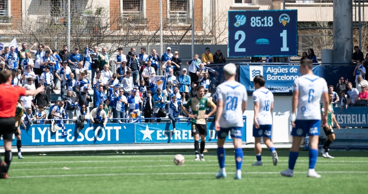 L'Europa es disposa a treure de mig del camp després del gol de Cortés al Nou Sardenya | Roger Benet