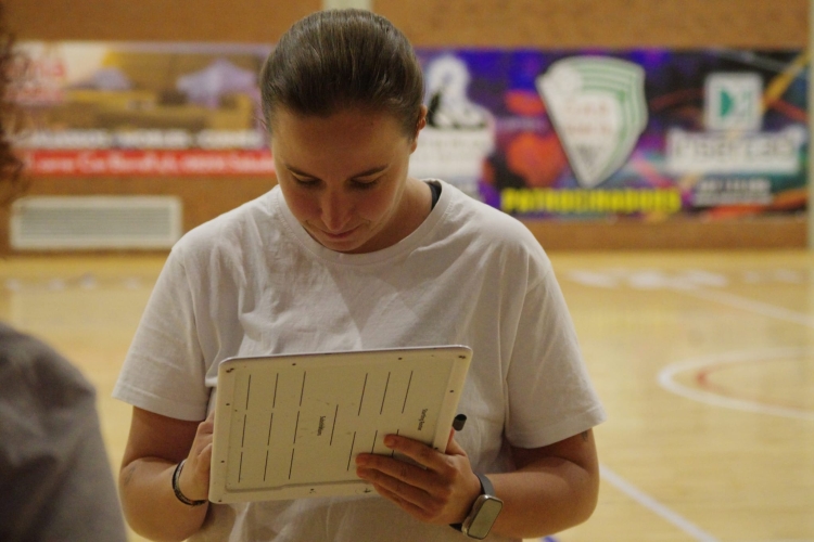 Bernal arriba a Cal Balsach procedent del filial femení del Gràcia | OAR