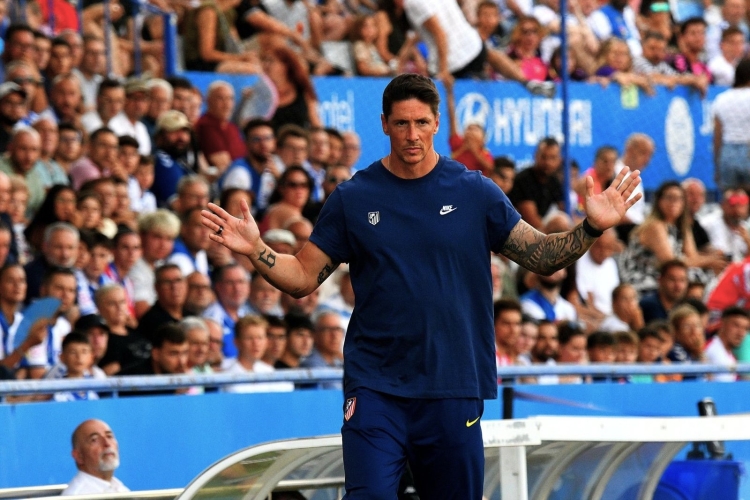 Fernando Torres aquest estiu a la banqueta de la Nova Creu Alta | Críspulo Díaz