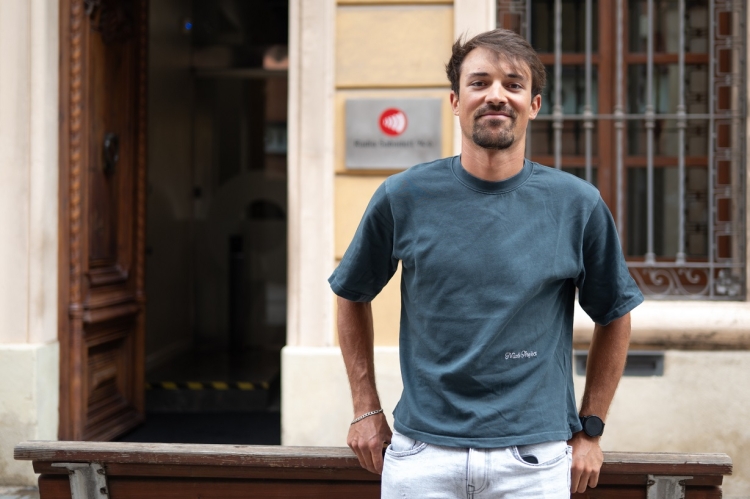El ciclista de Ca n'Oriac ha visitat avui Ràdio Sabadell | Roger Benet