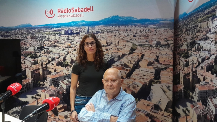 Noemí Calzado de l'AVAN i Jaume Relat, a RàdioSabadell