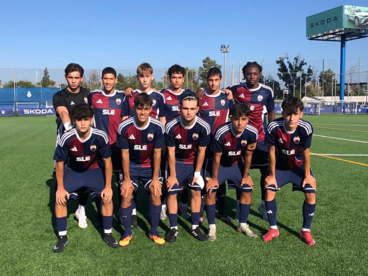 Onze gracienc al camp de l'Espanyol 'B' | Mercantil