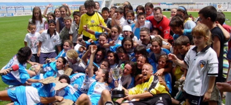 Eufòria arlequinada celebrant la Copa de la Reina de 2003 | CES
