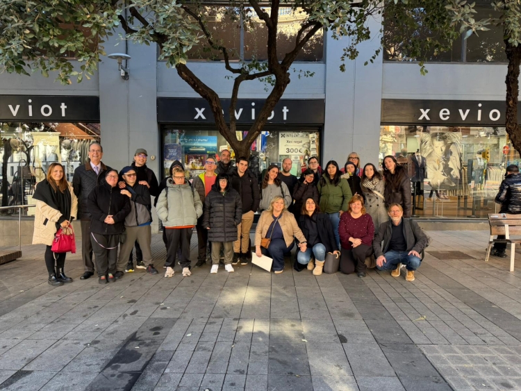 Foto de grup dels participants a la Panera d'Atendis 