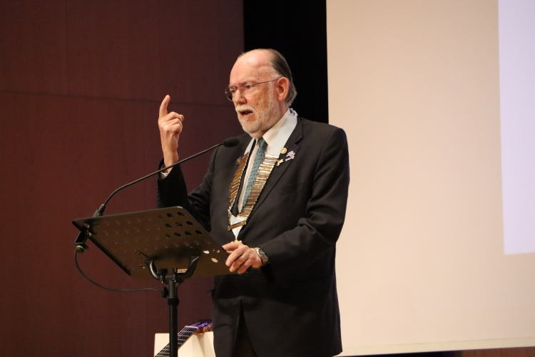 El governador del Club Rotary Sabadell