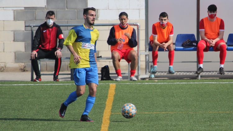 Óscar Jaén al lateral esquerre del Sabadell Nord | Adrián Arroyo