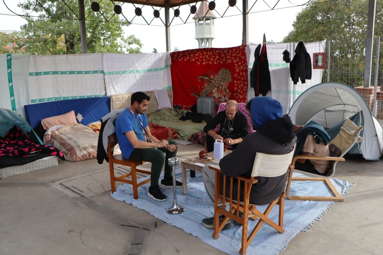 Els ocupants de la glorieta 