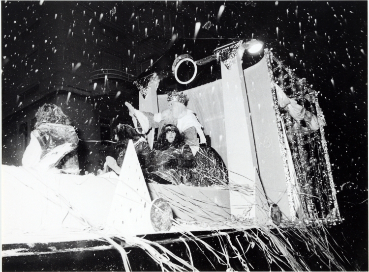 Carrosa del Rei Blanc en plena nevada el 1985 | Pere Farran, Arxiu Històric de Sabadell 