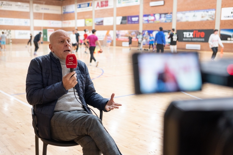 Gomis durant l'entrevista amb RàdioSabadell | Roger Benet