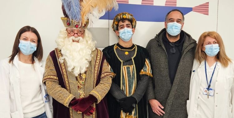 L'Ambaixador amb representants del Taulí i de Sabadell Comerç Centre | Taulí