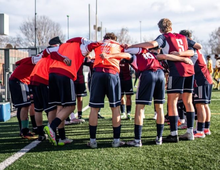 La pinya del Mercantil a la prèvia del partit contra Sant Andreu | c.e.mercantil