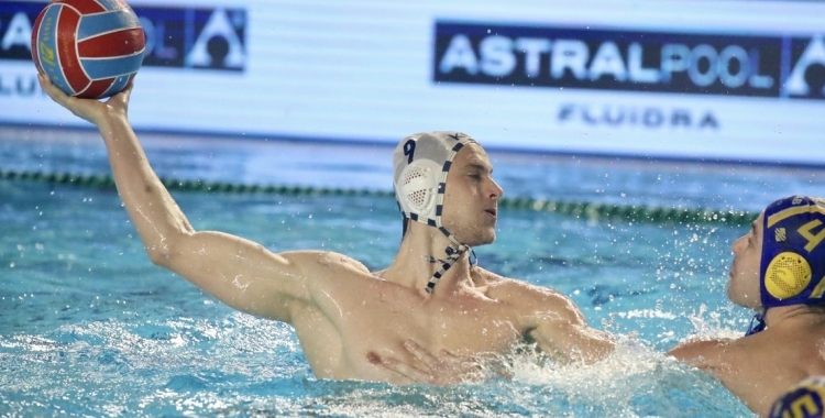 Kosta Averka a la final de l'any passat contra el CNAB | RFEN