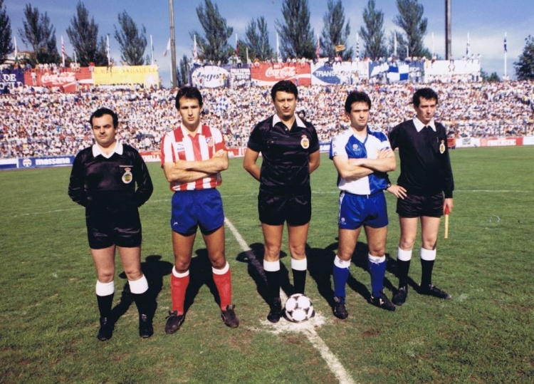 Lino Gutiérrez en el sorteig inicial de fa 40 anys contra el Madrileño | CES