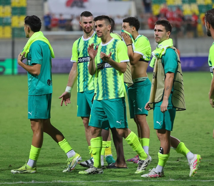 AEK