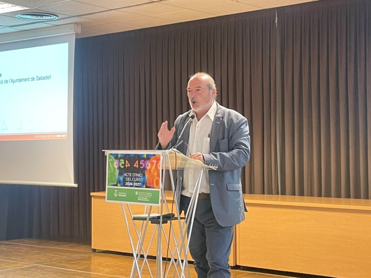 Manuel Robles, regidor d'Educació 