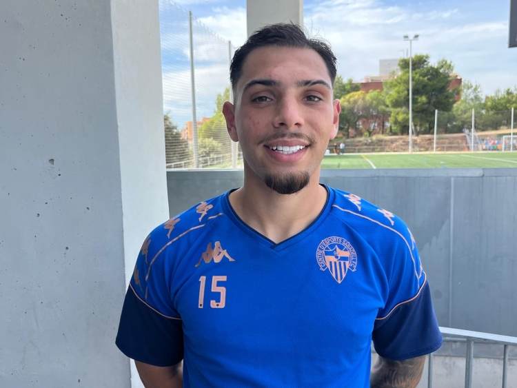Félix Giménez, central i avui golejador del filial | Adrián Arroyo