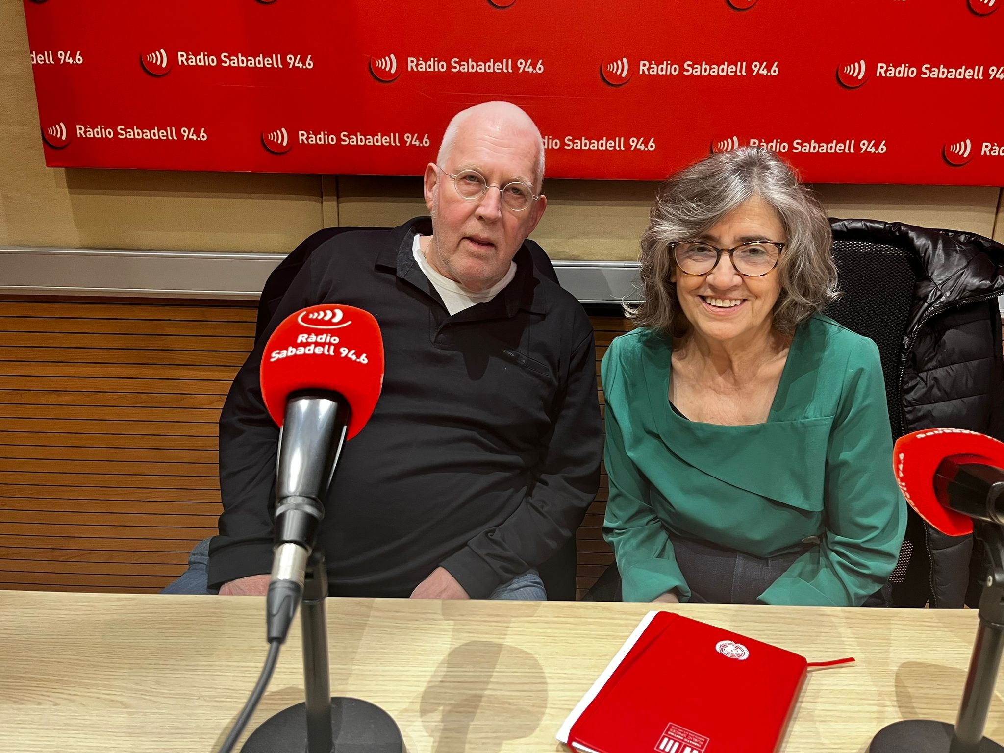 Frank Eeltink i Àngels Folch a Ràdio Sabadell | Mireia Sans