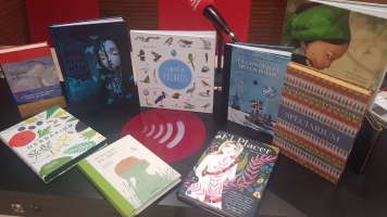 El llibre Obert: Històries que deixen empremta per incloure a la carta de ses majestats, els Reis mags d'Orient!