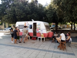 Plaers infinits: La caravana pedagògica 'SexTruck' visitarà els mercats ambulants de Sabadell per parlar de sexualitat, diversitat i feminisme
