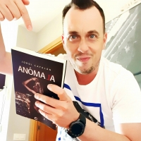 El sabadellenc Jordi Catalán parla del trastorn obsessiu compulsiu en la seva segona novel·la 'Anómala'
